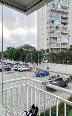 Apartamento à venda com 33m², 1 quarto e 1 vaga Apartamento à venda com 33m², 1 quarto e 1 vagaVaranda