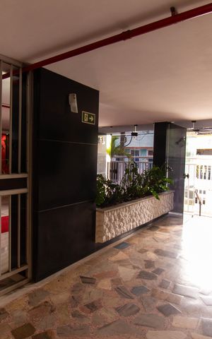 Apartamento à venda com 81m², 2 quartos e sem vaga