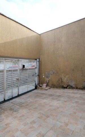 Casa à venda com 190m², 3 quartos e 2 vagasGaragem