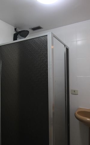 Apartamento à venda com 254m², 4 quartos e 2 vagasBanheiro social 1