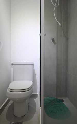 Apartamento à venda com 254m², 4 quartos e 2 vagasBanheiro social 2