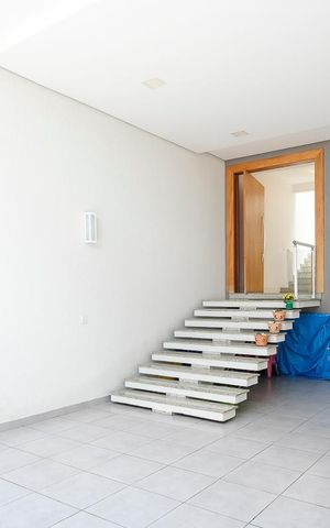 Casa à venda com 284m², 3 quartos e 3 vagasGaragem