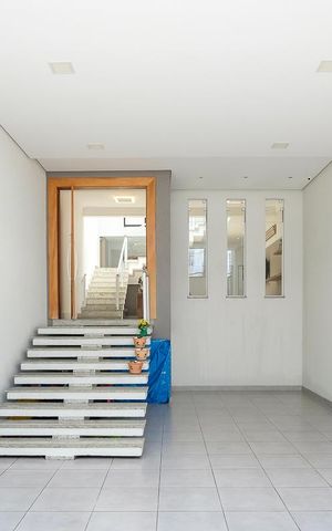 Casa à venda com 284m², 3 quartos e 3 vagasGaragem