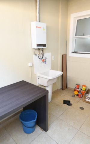 Casa de condomínio à venda com 80m², 3 quartos e 2 vagasÁrea de Serviço