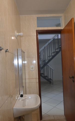 Casa de condomínio para alugar com 140m², 3 quartos e sem vagaBanheiro Social