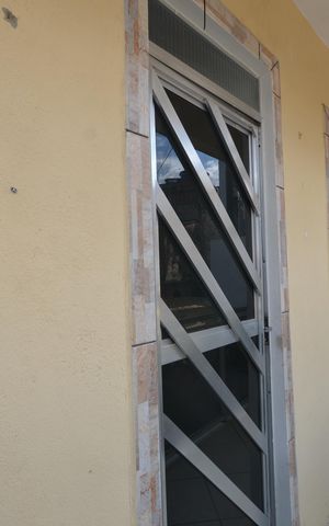 Casa de condomínio para alugar com 140m², 3 quartos e sem vagaVaranda da Sala