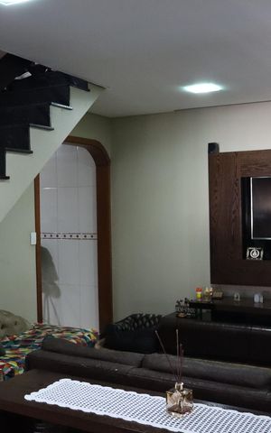 Casa à venda com 250m², 5 quartos e 4 vagasSala/ Casa 01