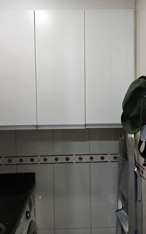 Casa à venda com 250m², 5 quartos e 4 vagas Casa à venda com 250m², 5 quartos e 4 vagasArea de Serviço/ Casa 01