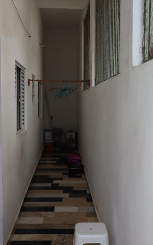 Casa à venda com 250m², 5 quartos e 4 vagasCorredor / Casa 02