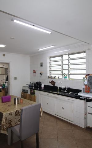 Casa à venda com 170m², 2 quartos e 4 vagasCozinha