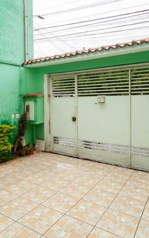 Casa à venda com 136m², 3 quartos e 2 vagasGaragem