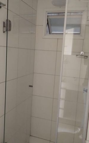 Apartamento à venda com 52m², 2 quartos e 1 vaga Apartamento à venda com 52m², 2 quartos e 1 vagaBanheiro