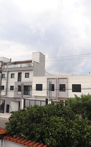 Casa à venda com 60m², 2 quartos e 2 vagasVista Quarto 1
