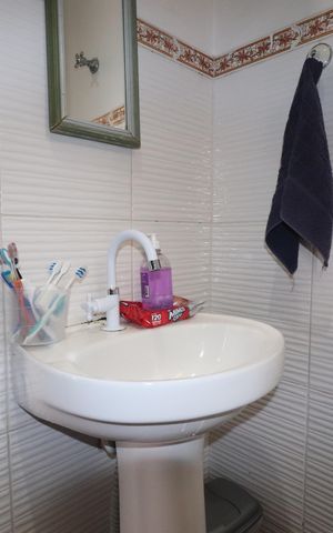 Casa à venda com 60m², 2 quartos e 2 vagasLavabo
