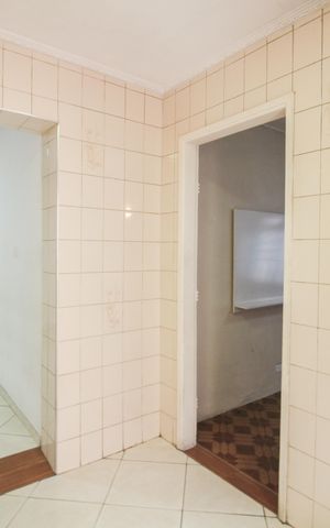 Casa à venda com 316m², 4 quartos e 3 vagas Casa à venda com 316m², 4 quartos e 3 vagasCozinha