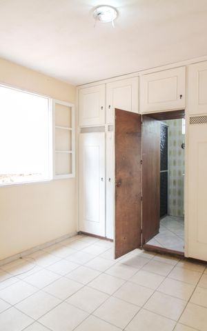 Casa à venda com 316m², 4 quartos e 3 vagas Casa à venda com 316m², 4 quartos e 3 vagasQuarto 1 - Suite