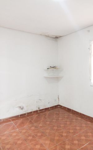Casa à venda com 316m², 4 quartos e 3 vagas Casa à venda com 316m², 4 quartos e 3 vagasQuarto 2