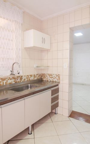 Casa à venda com 316m², 4 quartos e 3 vagas Casa à venda com 316m², 4 quartos e 3 vagasCozinha