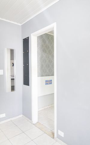 Casa à venda com 316m², 4 quartos e 3 vagas Casa à venda com 316m², 4 quartos e 3 vagasQuarto 3