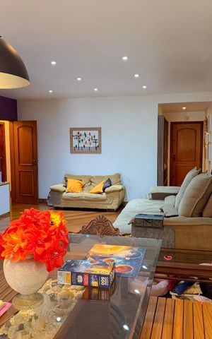 Apartamento à venda com 145m², 3 quartos e 2 vagas