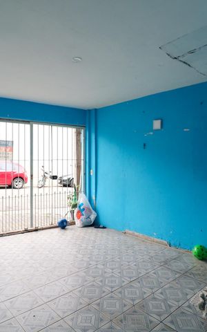 Casa à venda com 400m², 8 quartos e 2 vagas Casa à venda com 400m², 8 quartos e 2 vagasCasa 02