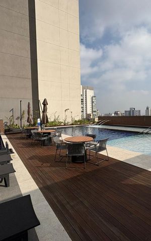 Apartamento à venda com 232m², 3 quartos e 3 vagas Apartamento à venda com 232m², 3 quartos e 3 vagasÁrea comum - Piscina