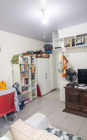 Casa à venda com 260m², 2 quartos e 4 vagas Casa à venda com 260m², 2 quartos e 4 vagasSala - Casa 2