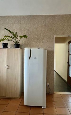 Casa à venda com 180m², 4 quartos e sem vaga Casa à venda com 180m², 4 quartos e sem vagaCozinha