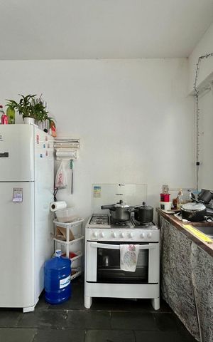 Casa à venda com 180m², 4 quartos e sem vaga Casa à venda com 180m², 4 quartos e sem vagaCozinha