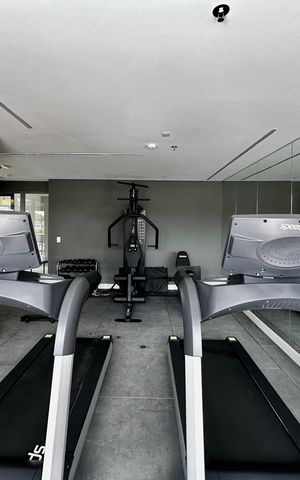 Studio para alugar com 27m², 1 quarto e sem vaga Studio para alugar com 27m², 1 quarto e sem vagaAcademia