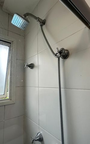 Apartamento à venda com 87m², 3 quartos e 1 vaga Apartamento à venda com 87m², 3 quartos e 1 vagaBanheiro da Suíte