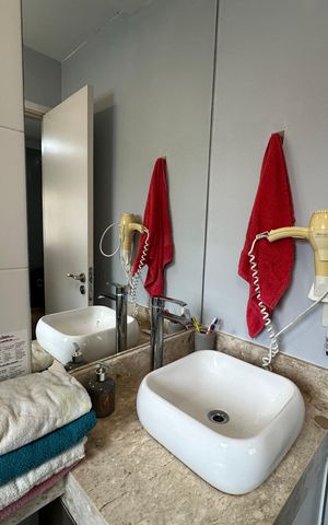 Apartamento à venda com 87m², 3 quartos e 1 vaga Apartamento à venda com 87m², 3 quartos e 1 vagaBanheiro da Suíte