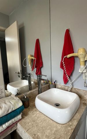 Apartamento à venda com 87m², 3 quartos e 1 vaga Apartamento à venda com 87m², 3 quartos e 1 vagaBanheiro da Suíte