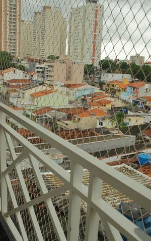Casa à venda com 220m², 3 quartos e 5 vagasSuíte 3- Sacada 