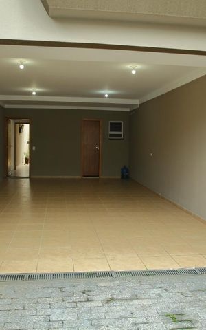 Casa à venda com 220m², 3 quartos e 5 vagasGaragem 