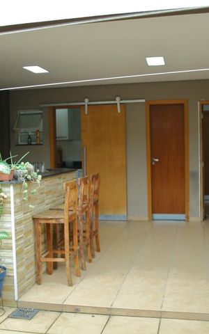 Casa à venda com 220m², 3 quartos e 5 vagasÁrea Gourmet 