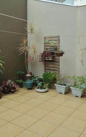 Casa à venda com 220m², 3 quartos e 5 vagasQuintal 