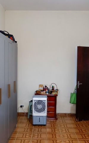 Casa à venda com 249m², 2 quartos e 4 vagas Casa à venda com 249m², 2 quartos e 4 vagasQuarto 1