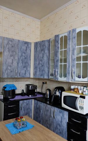 Casa à venda com 249m², 2 quartos e 4 vagas Casa à venda com 249m², 2 quartos e 4 vagasCozinha