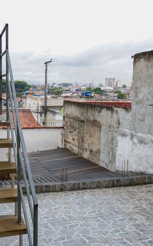 Casa à venda com 249m², 2 quartos e 4 vagas Casa à venda com 249m², 2 quartos e 4 vagasÁrea comum