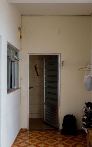 Casa à venda com 249m², 2 quartos e 4 vagas Casa à venda com 249m², 2 quartos e 4 vagasÁrea comum