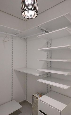 Apartamento à venda com 40m², 1 quarto e sem vagaArmário da Suíte 