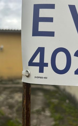 Casa à venda com 120m², 2 quartos e 2 vagas Casa à venda com 120m², 2 quartos e 2 vagasCódigo