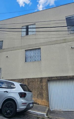 Casa à venda com 260m², 6 quartos e 3 vagasFachada principal