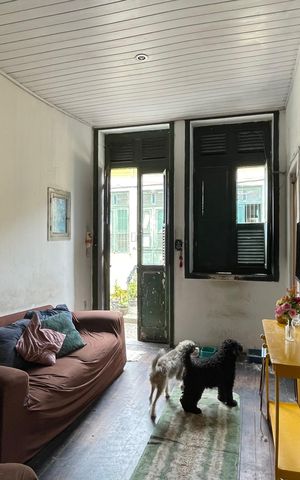 Casa à venda com 100m², 2 quartos e sem vaga Casa à venda com 100m², 2 quartos e sem vagaSala