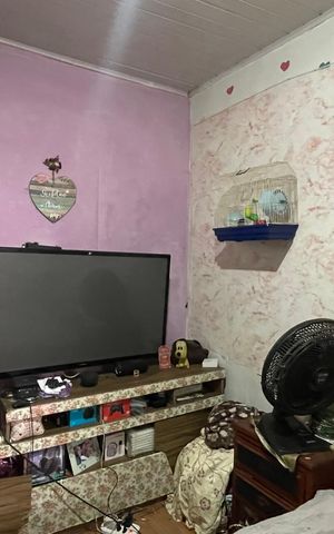 Casa à venda com 100m², 2 quartos e sem vaga Casa à venda com 100m², 2 quartos e sem vagaQuarto 1