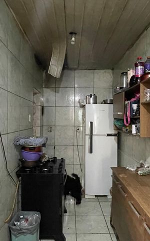 Casa à venda com 100m², 2 quartos e sem vaga Casa à venda com 100m², 2 quartos e sem vagaCozinha