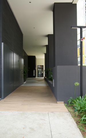 Apartamento à venda com 195m², 3 quartos e 3 vagas Apartamento à venda com 195m², 3 quartos e 3 vagasFachada