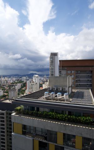 Apartamento à venda com 195m², 3 quartos e 3 vagas Apartamento à venda com 195m², 3 quartos e 3 vagasVista da Suíte 2