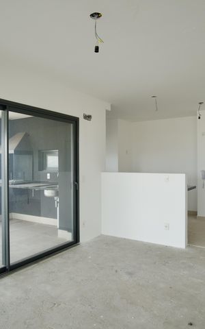 Apartamento à venda com 195m², 3 quartos e 3 vagas Apartamento à venda com 195m², 3 quartos e 3 vagasSala